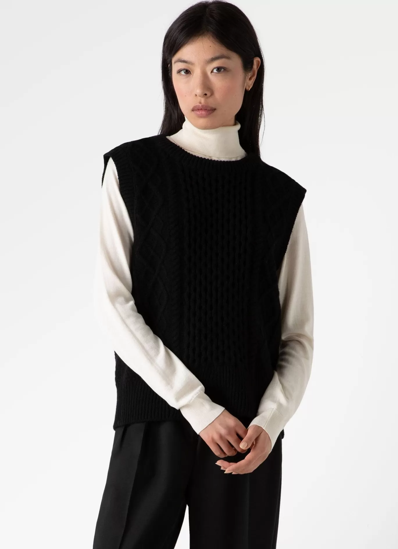 Discount Lambswool Cable Knit Vest Women Knitwear